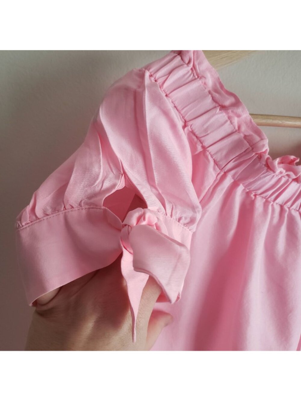 J Crew Pink Silk Blouse 8 Off-Shoulder Top w Bow Tied Sleeves - Picture 3 of 12